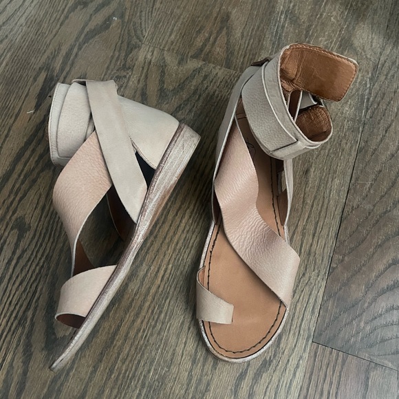 Free People Vale Boot Sandals - Picture 6 of 6